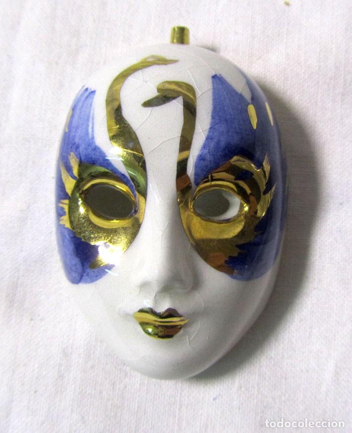 Joyeria: Broche en forma de careta de porcelana - Foto 2