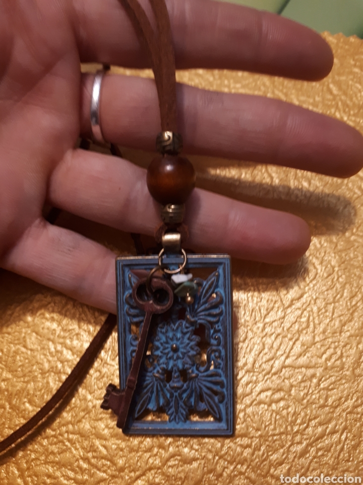 Gioielleria: Collar montaje artesanal de Janil llave madera y metal