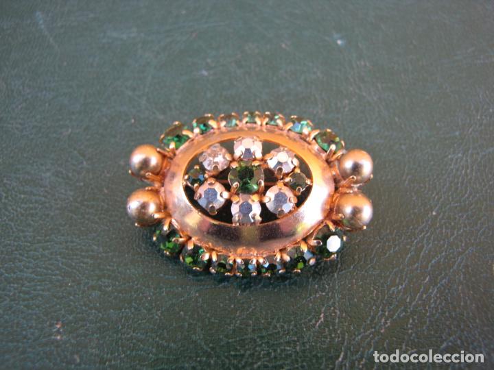 Joyeria: 19.- Broche esmeraldinas, perlas y circonitas - Foto 1
