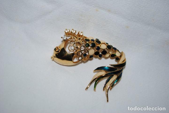 Joyeria: BROCHE DORADO EN FORMA PES - Foto 2