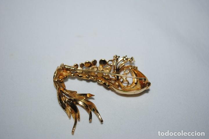Joyeria: BROCHE DORADO EN FORMA PES - Foto 3