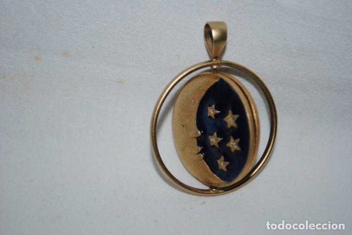Joyeria: MODERNO COLGANTE DE DOS CARAS . - Foto 2