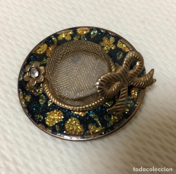 Joyeria: BROCHE BISUTERIA , EN FORMA DE SOMBRERO - Foto 1