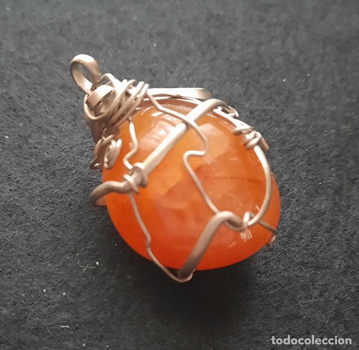 Joyeria: ART&Iacute;STICO COLGANTE CON &Aacute;GATA. - Foto 1