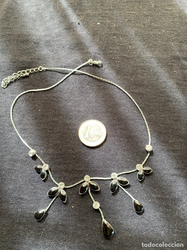 Joyeria: Collar blanco y negro flores - Foto 1