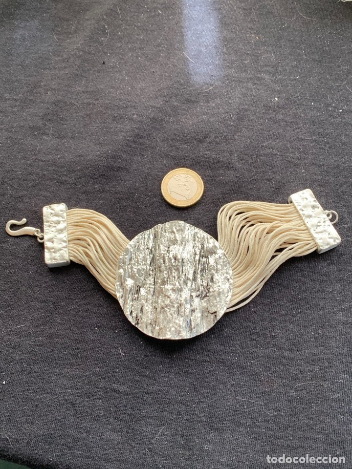 Joyeria: Pulsera blanca y plateada - Foto 1