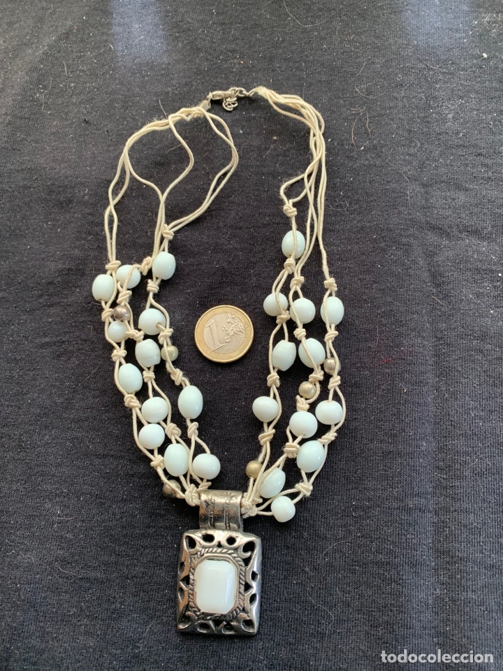 Joyeria: Collar plateado y blanco - Foto 1