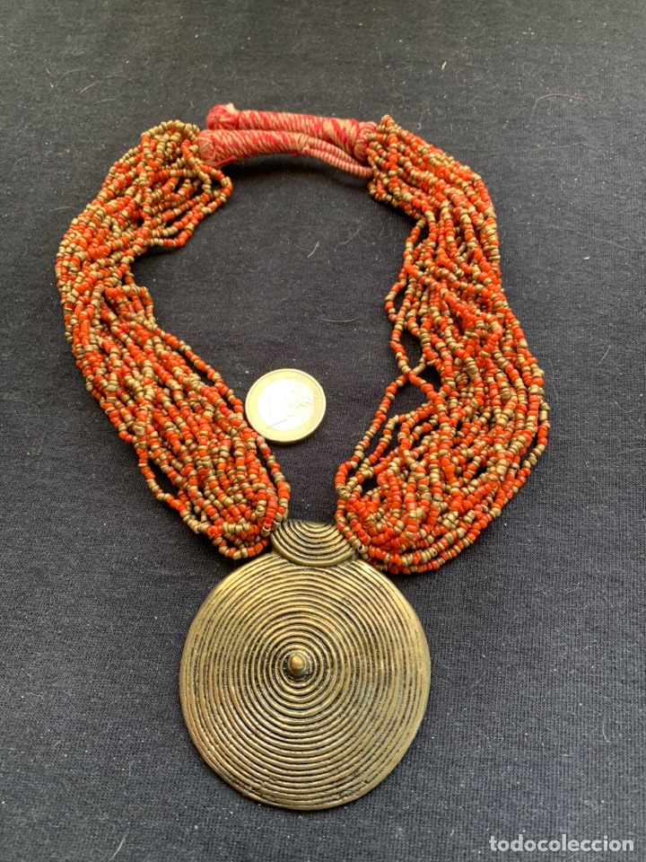 Joyeria: Collar dorado y rojo - Foto 1
