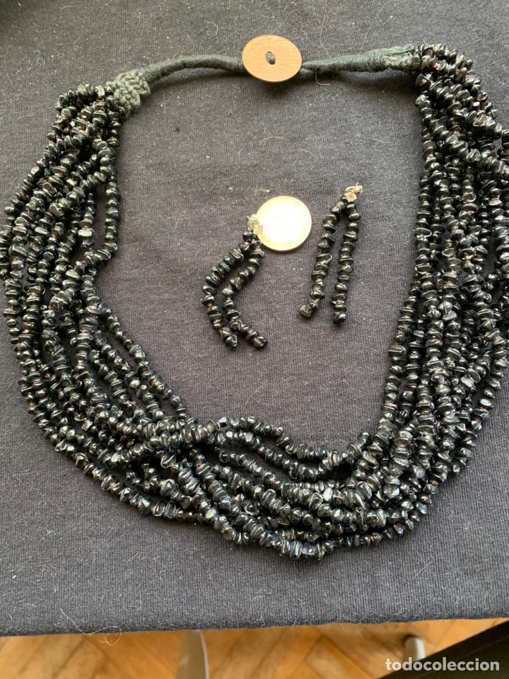 Joyeria: Collar y pendientes negros de cuentas - Foto 1