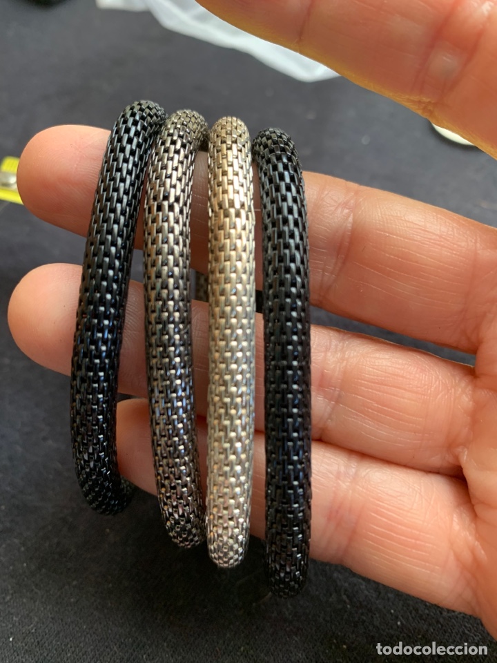 Joyeria: Pulseras negras y plateadas - Foto 3