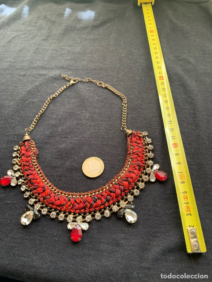 Joyeria: Gargantilla dorada con trenzado rojo - Foto 1
