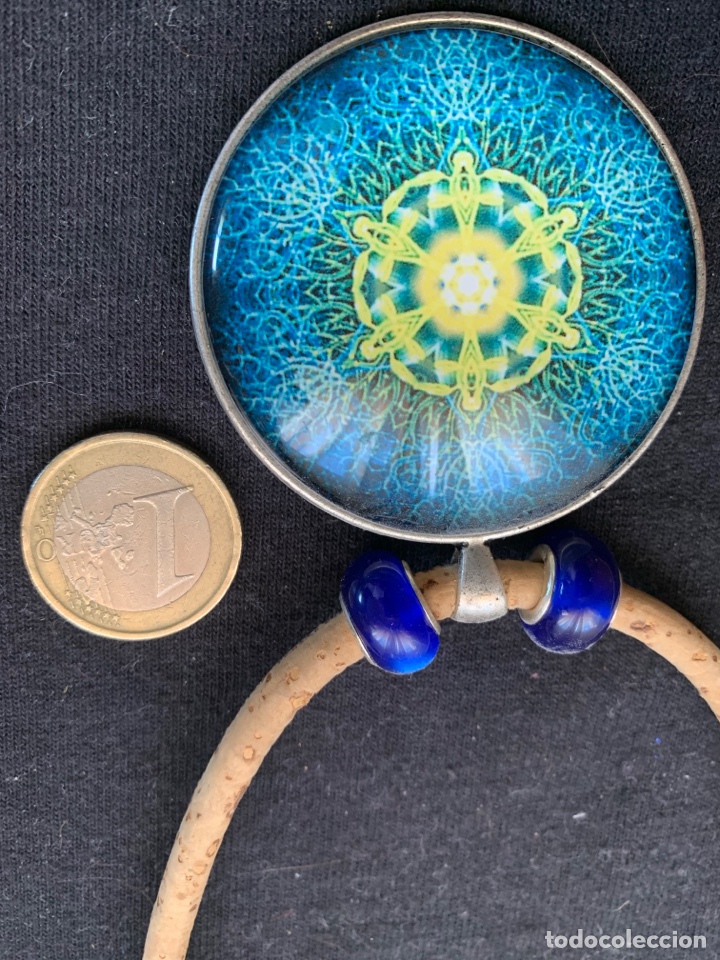 Joyeria: Colgante azul turquesa en cord&oacute;n beige - Foto 2