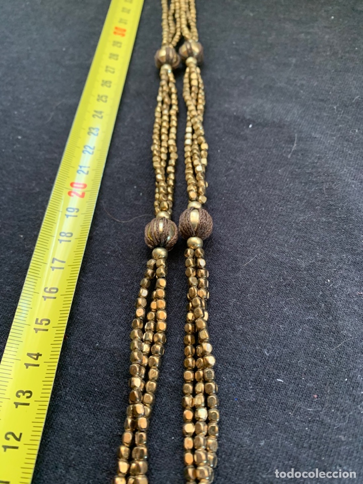 Joyeria: Collar dorado con borl&oacute;n y pluma - Foto 3