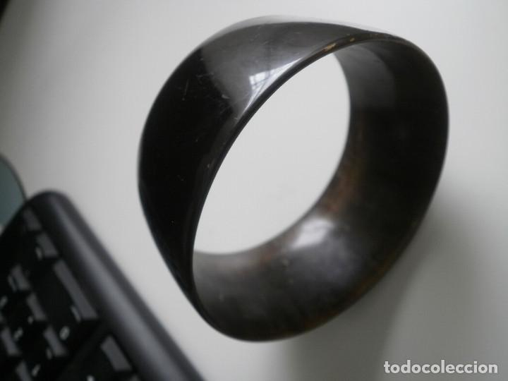 Joyeria: Lote de brazalete y alfiler - Foto 3