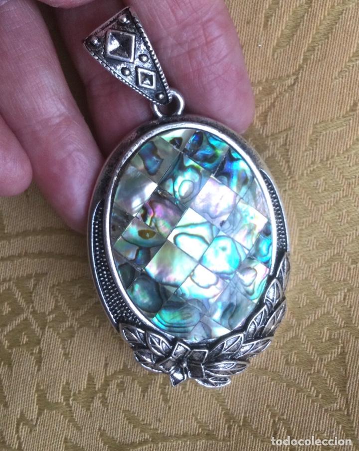 Schmuck: COLGANTE DE ABUL&Oacute;N NATURAL,