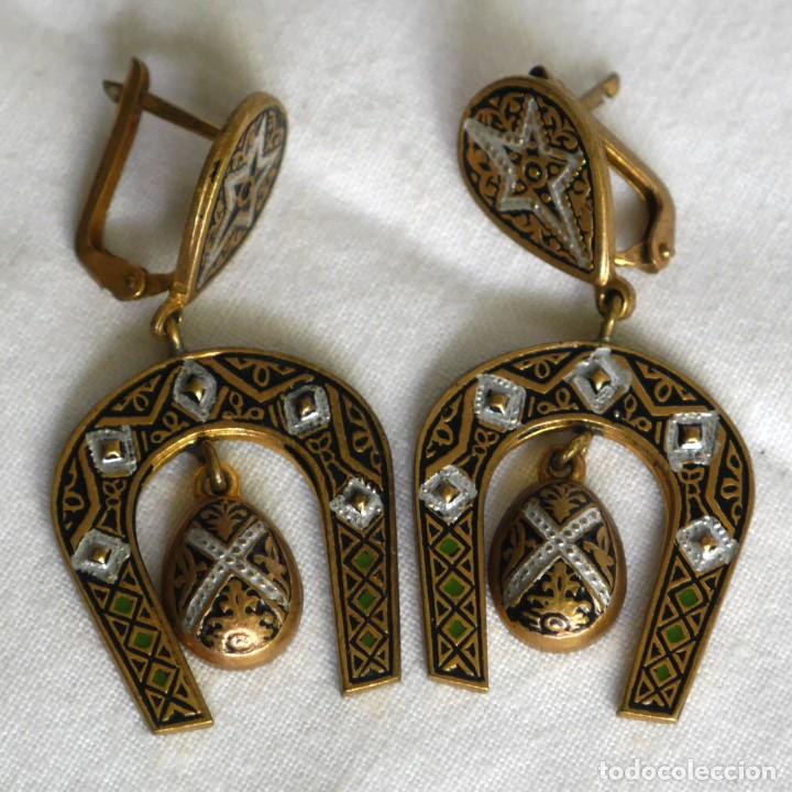 Gioielleria: Pendientes estilo damasquinado en forma de herradura de la suerte