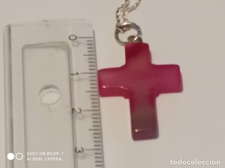 Joyeria: Colgante cruz con cadena de plata. - Foto 3