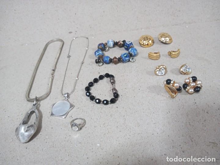 Joaillerie: LOTE DE JOYAS ANTIGUAS. 2 COLLARES. 2 PULSERAS 4 PENDIENTES. ( BISUTERIA ) m 210