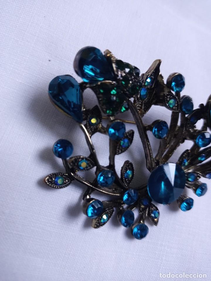 Joyeria: Broche de metal con adornos azules - Foto 8