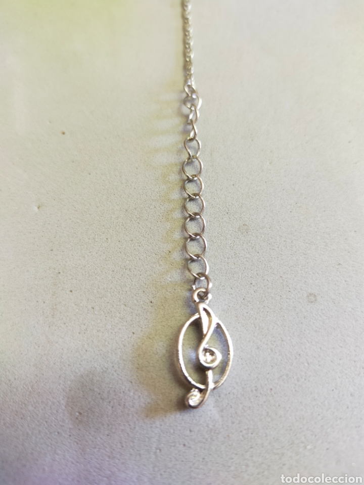 Joyeria: PULSERA CON IMPERDIBLE DORADO Y SIMIL PERLAS. EN METAL. - Foto 4