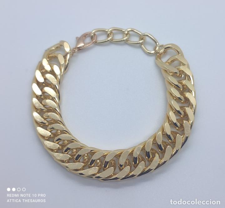 Joyeria: Elegante y sofisticada pulsera tipo cadena de rombo doble con ba&ntilde;o de oro . - Foto 1
