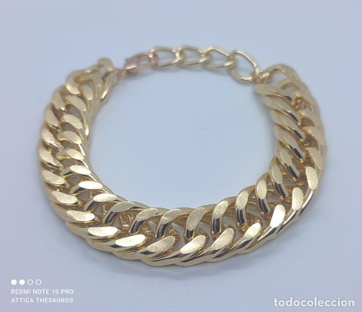 Joyeria: Elegante y sofisticada pulsera tipo cadena de rombo doble con ba&ntilde;o de oro . - Foto 2