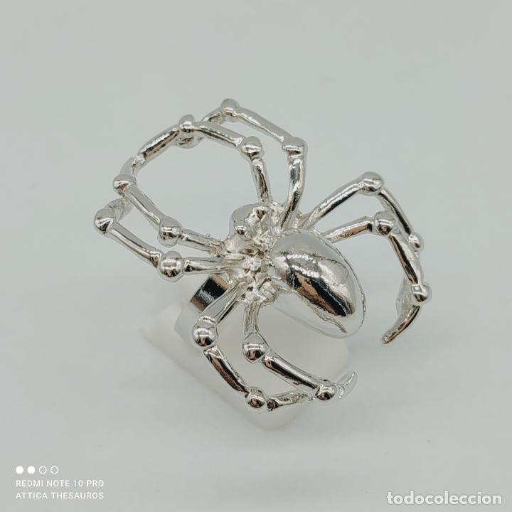Joyeria: Gran anillo ara&ntilde;a con acabados en plata de ley . - Foto 4