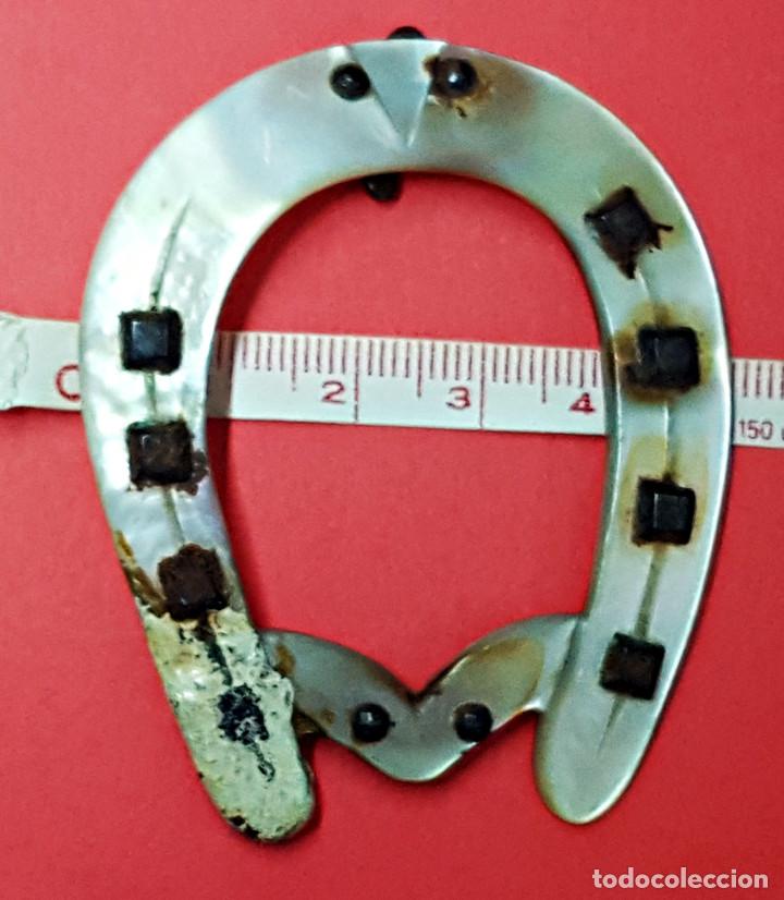 Joyeria: ANTIGUA HERRADURA DE NACAR. - Foto 4