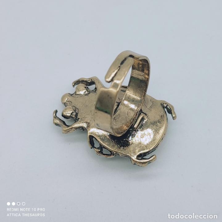Joyeria: Precioso anillo con Escarabeo amuleto de vida y poder egipcio, acabado en bronce . - Foto 5