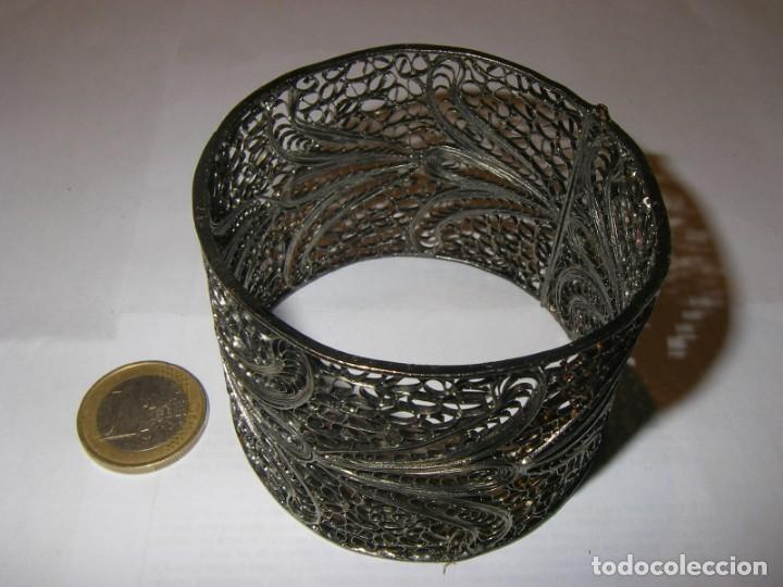 Joyeria: Brazalete de filigrana de metal. - Foto 2