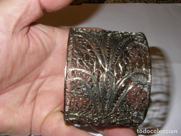 Joyeria: Brazalete de filigrana de metal. - Foto 3