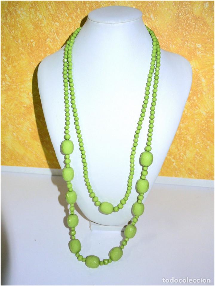 Joyeria: Collar color verde en 2 l&iacute;neas, A&ntilde;o 2000, Nuevo - Foto 1