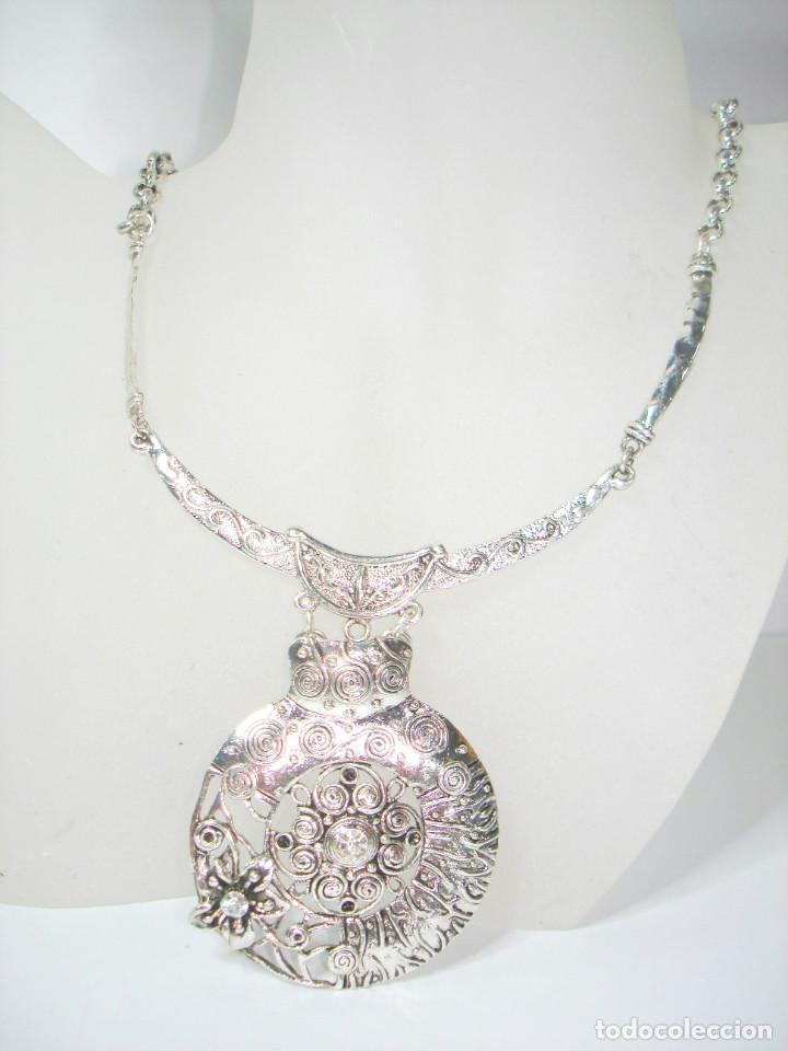 Joyeria: Collar bohemio color plata con centro, A&ntilde;o 2000, Nuevo - Foto 1