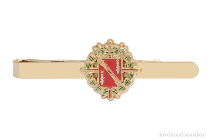 Joyeria: PISACORBATAS DEL ESCUDO DE ARMAS DE FRANCISCO FRANCO