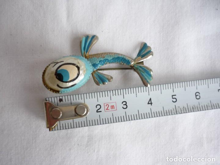 Joyeria: Simp&aacute;tico broche de lat&oacute;n en forma de pez - Foto 5