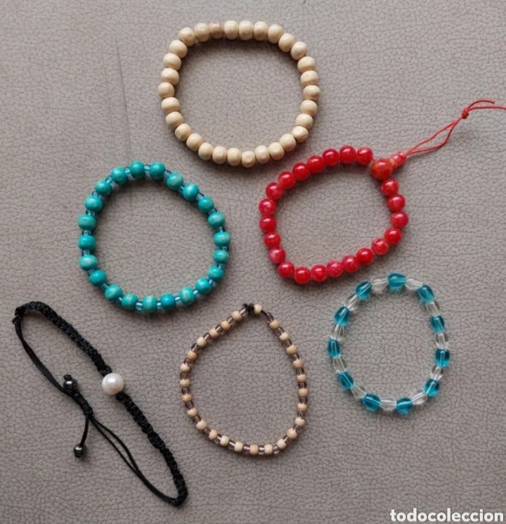 Joaillerie: Seis pulseras de diversos materiales. LEER DESCRIPCI&Oacute;N Y CONDICIONES ANTES DE PUJAR O COMPRAR.