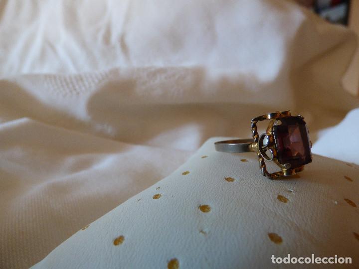 Joyeria: Anillo metal y cristal. - Foto 3