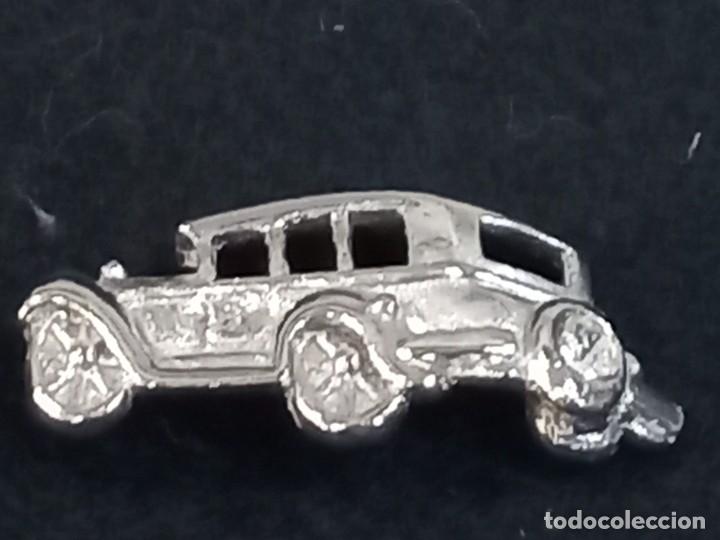 Joyeria: BROCHE ( COCHE ) PLATEADO - Foto 1