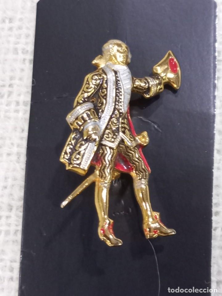 Joyeria: BROCHE (CABALLERO-&Eacute;POCA) DORADO - Foto 1