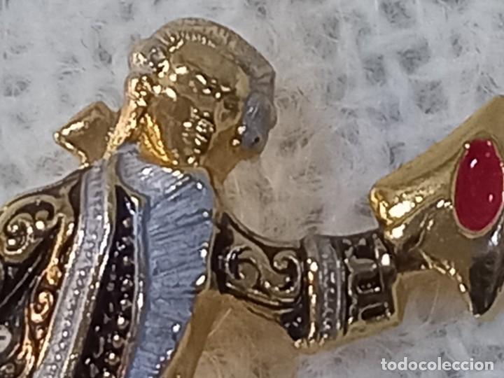 Joyeria: BROCHE (CABALLERO-&Eacute;POCA) DORADO - Foto 5