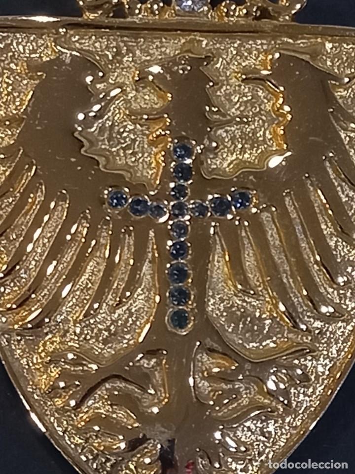 Joyeria: BROCHE (ESCUDO CON &Aacute;GULA) G.DORADO - Foto 4