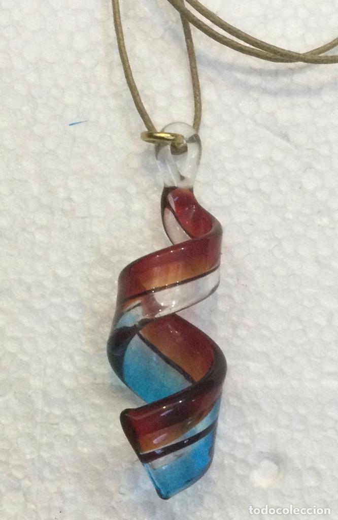Joyeria: Colgante bucle en vidrio de Murano. NUEVO - Foto 1