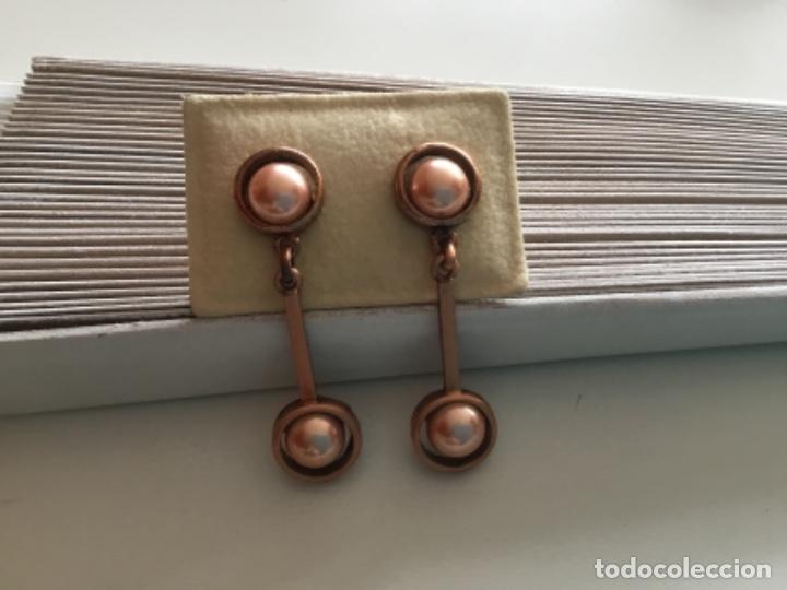 Joyeria: PENDIENTES DE METAL COBRE Y PERLAS A TONO - Foto 1