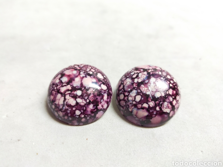 Schmuck: PENDIENTES DE CLIP DE BISUTERIA EN PASTA, EN TONOS MORADOS.