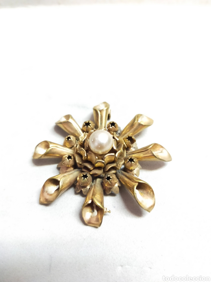 Joyeria: BROCHE DE FLOR EN METAL DORADO CON SIMIL PERLA - Foto 2