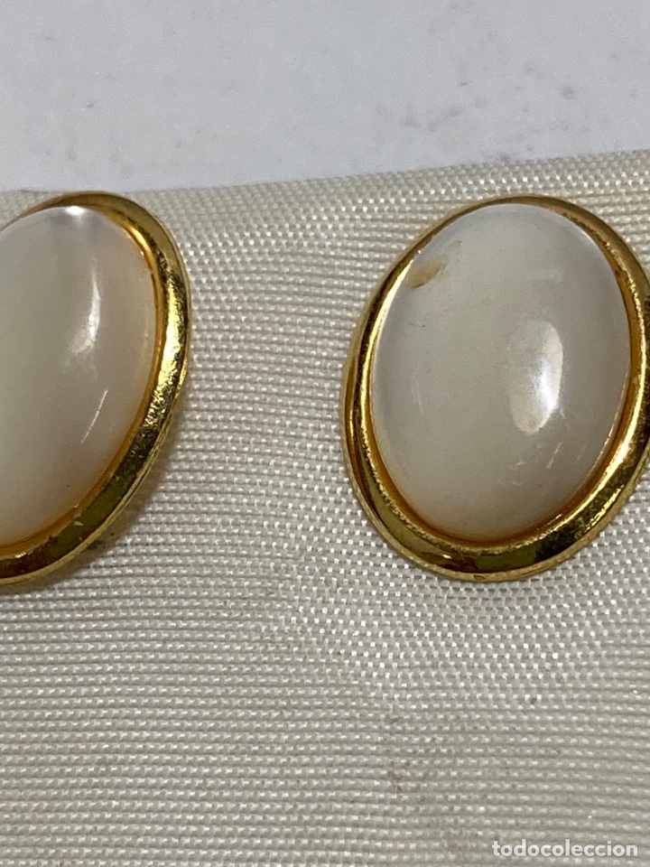 Joyeria: Pendiente nacar chapado oro - Foto 1