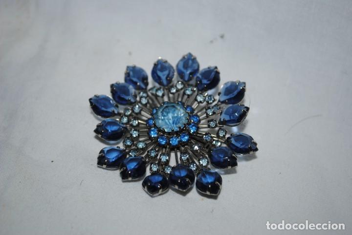 Joyeria: GRAN BROCHE DE ALTA BISUTERIA . - Foto 2