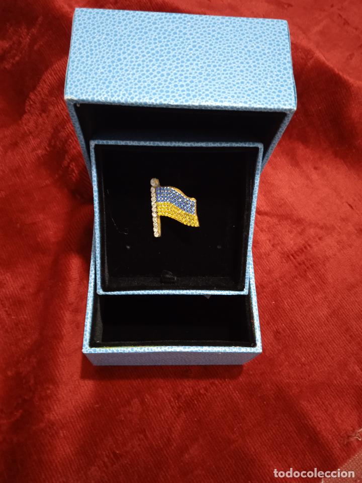 Schmuck: ORIGINAL BANDERA PIEDRA FINA ARTESANIA 100% REF. DATO