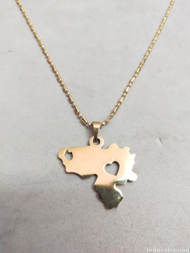 Joyeria: COLGANTE CON CADENA EN METAL DORADO. - Foto 3
