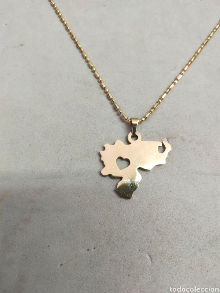 Joyeria: COLGANTE CON CADENA EN METAL DORADO. - Foto 4